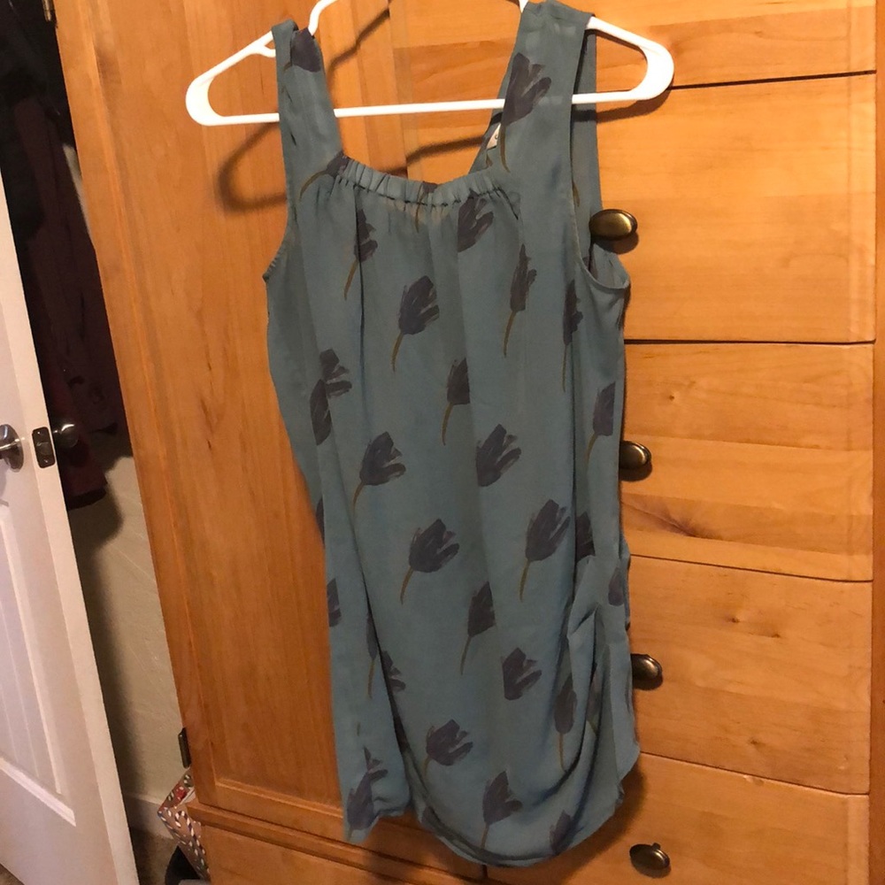 CAbi tulip flowy top